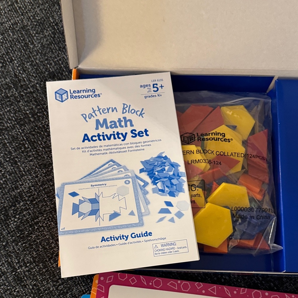 Pattern Block Number Building Activity Set for Kids - Picture 2 of 4